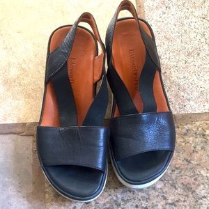 Leather sandals comfort